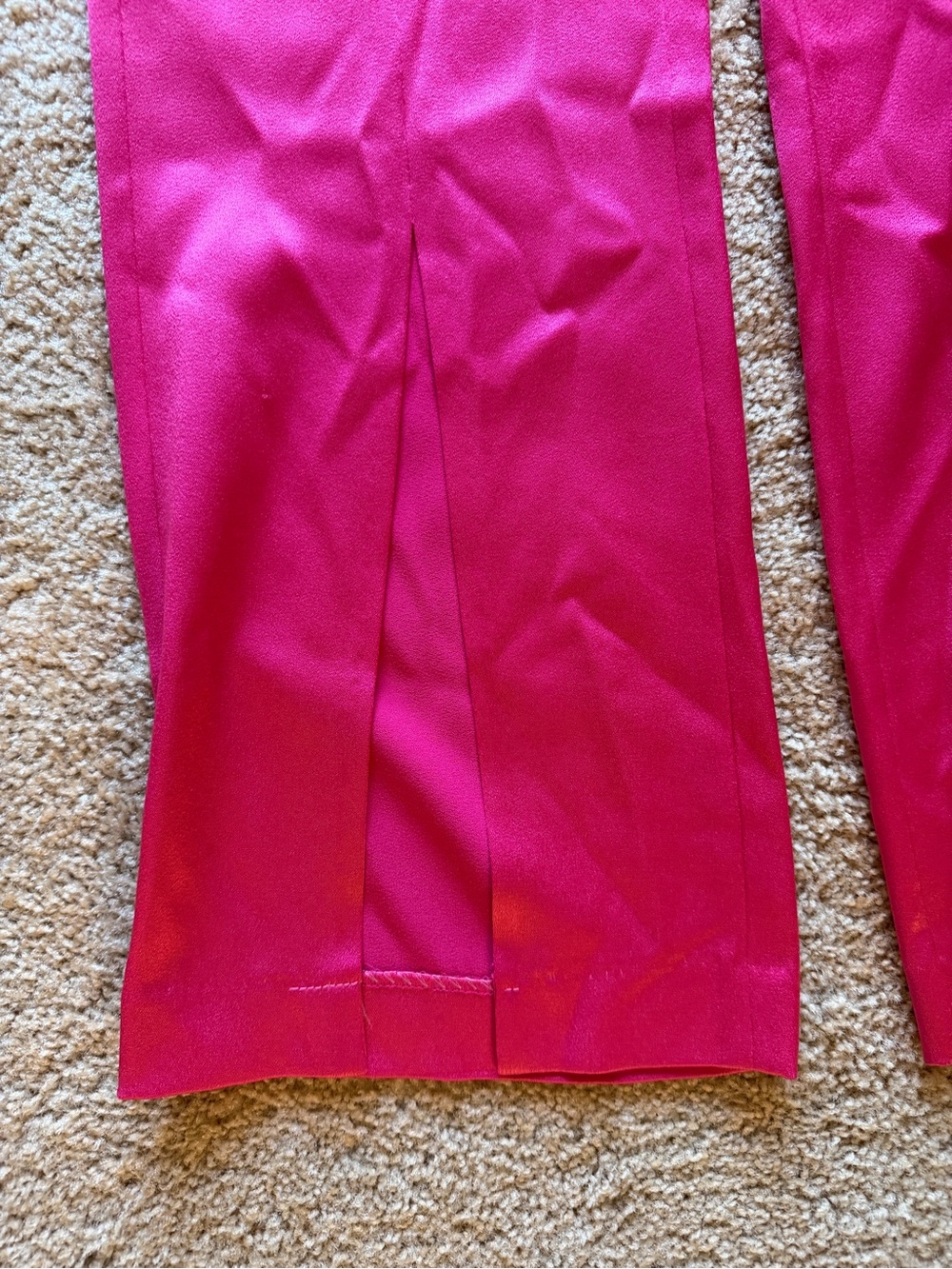 Alice + Olivia | Jody Satin High Waist Slit Front Pants size 4 Like New - Picture 3 of 7